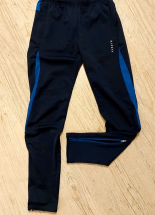 Pantalon de survêtement, brand: Kipsta, condition: Very good, size: 13 years / 158 cm, €6.00, €7.00 includes Buyer Protection