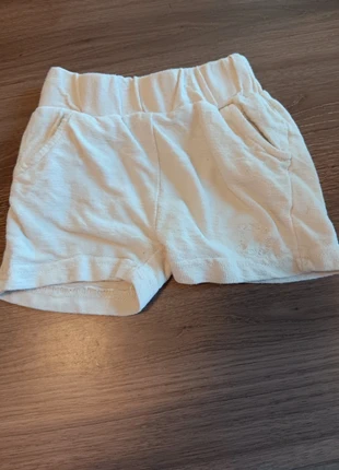 Short, marque: Zeeman, état: Très bon état, taille: 9-12 mois / 74 cm, 1,00 €, 1,75 € Protection acheteurs incluse