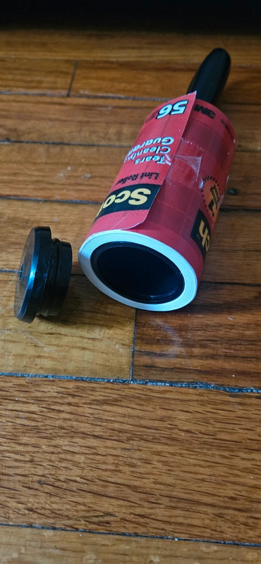 Scotch Lint Roller Diversion secret Safe Looks, feels, and acts like a normal lint roller. 1