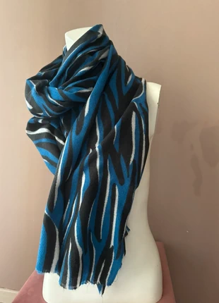 Sublime écharpe toute douce neuve, marque: CHIC, état: Neuf avec étiquette, 14,00 €, 15,40 € Protection acheteurs incluse