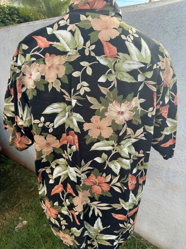 PreOwned Tori Richard Multicolored Hawaiian Print Full Button Men's XL 2