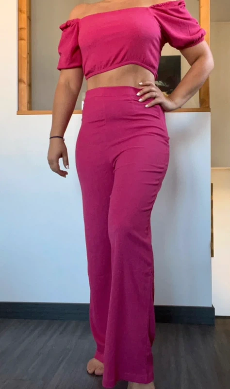 Ensemble crop top et pantalon rose sexy