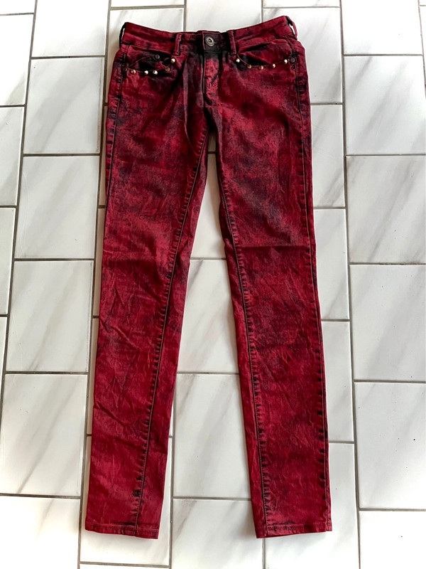 Bershka Jeans Skinny low waist acid wash, rot schwarz, Gr. 32 (XS) 1