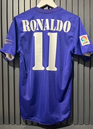 Real Madrid Football Shirt • 2002/03 (reversible) • Third Shirt • Ronaldo #9• size M • Adidas  ., brand: adidas, condition: Very good, size: M, £75.00, £79.45 includes Buyer Protection