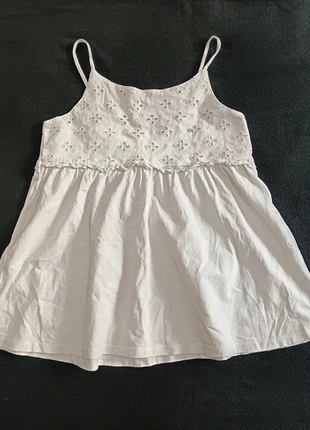 White corset-style top with romantic floral embroidery, marque: Mango, état: Très bon état, taille: XS, 5,00 €, 5,95 € Protection acheteurs incluse