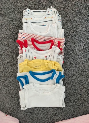 Lot de 8 bodies débardeur Orchestra 12 mois – bon état, brand: Orchestra, condizioni: Buone, taglia: 9-12 mesi / 74 cm, €2.50, €3.33 include la Protezione acquisti