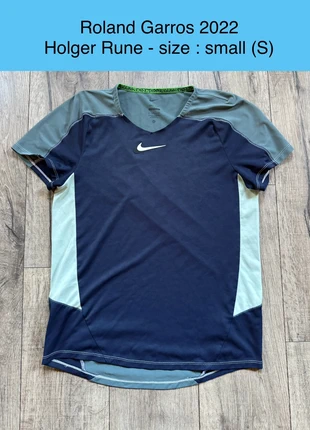 Roland Garros 2022 - tenue de tennis Nike Holger rune - taille S, merk: Nike, staat: Heel goed, maat: S, € 44,99, € 47,94 inclusief Kopersbescherming Pro