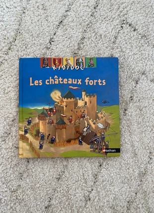 Les châteaux forts kididoc édition Nathan livre documentaire, staat: Heel goed, € 4,50, € 5,43 inclusief Kopersbescherming