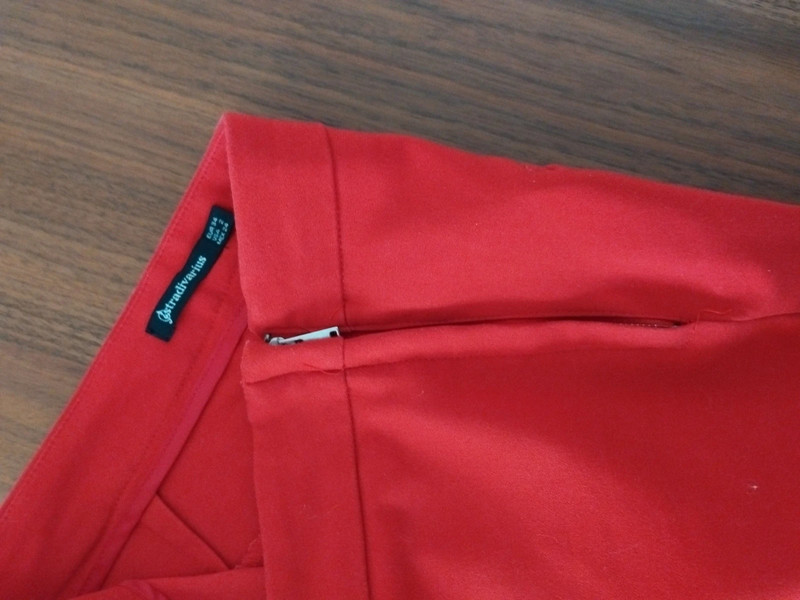 Pantaloni rossi red pants skinny Stradivarius xs 3