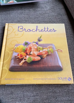 Livre cuisine brochettes , état: Neuf sans étiquette, 2,00 €, 2,80 € Protection acheteurs incluse
