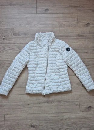 Doudoune femme légère blanche Les petites bombes taille M, merk: Les Petites Bombes, staat: Goed, maat: M / 38 / 10, € 12,99, € 14,34 inclusief Kopersbescherming