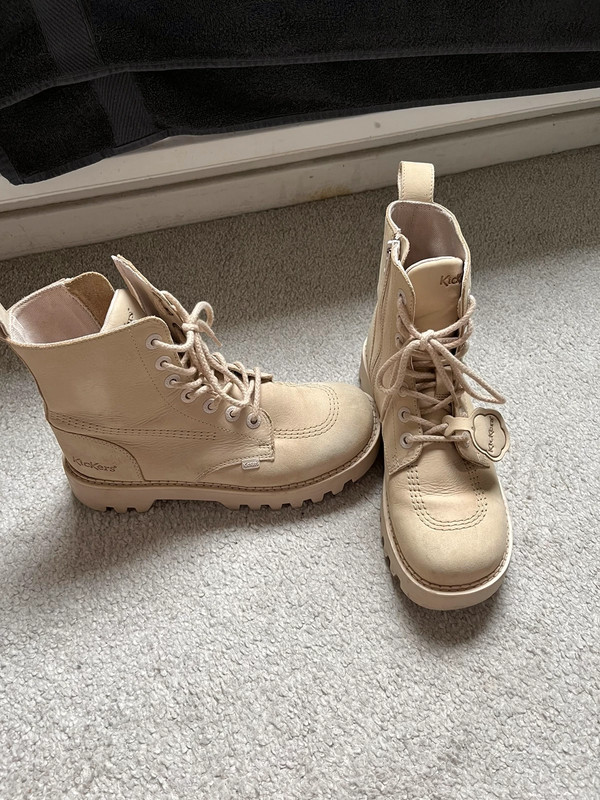 Kicker boots cheap size 6