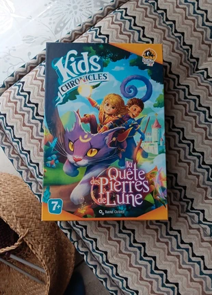 Jeu société Kids Chronicles, brand: Lucky Duck Games, condizioni: Nuovo senza cartellino, €12.00, €13.30 include la Protezione acquisti