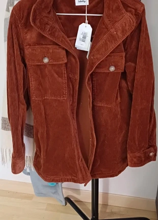 Veste chemise marron en velours côtelé, marca: Labdip, estado: Novo com etiquetas, tamanho: M / 38 / 10, €35.00, €37.45 inclui Proteção do Comprador