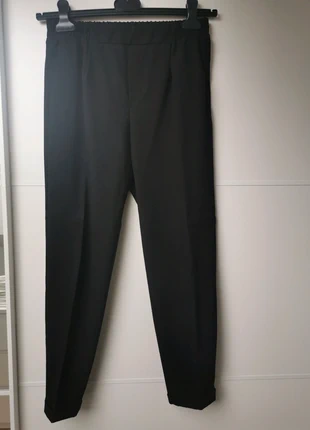 Pantalon noir Bershka M, marque: Bershka, état: Très bon état, taille: M / 38 / 10, 5,00 €, 5,95 € Protection acheteurs incluse