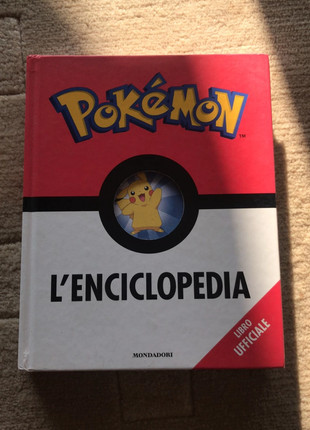  Pokémon. L'enciclopedia. Ediz. a colori: 9788804765714:  KAVNLON: Books