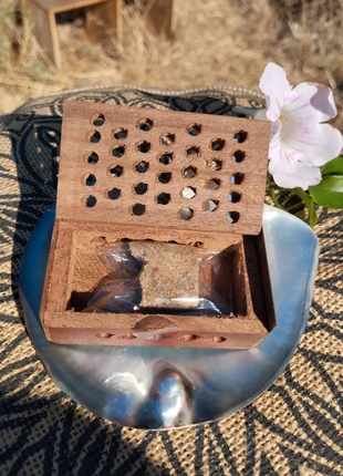 Boîte Diffuseur En Bois Bloc d'Encens Résine d'Ambre Naturel Song Of Indian, brand: Ambre, condition: Very good, €9.90, €11.10 includes Buyer Protection Pro