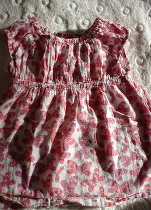 Blouse légère sans manches motif papillon , merk: Zeeman, staat: Veelgebruikt, maat: 9-12 maanden / 74 cm, € 1,00, € 1,75 inclusief Kopersbescherming