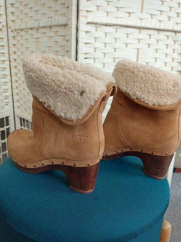 Ugg clog best sale boots