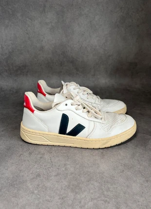 Veja – Sneakers V-10 blanches - Taille 37, marque: Veja, état: Bon état, taille: 38, 40,00 €, 42,70 € Protection acheteurs incluse
