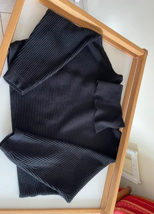 Pull court, merk: MNG, staat: Goed, maat: S / 36 / 8, € 1,00, € 1,75 inclusief Kopersbescherming