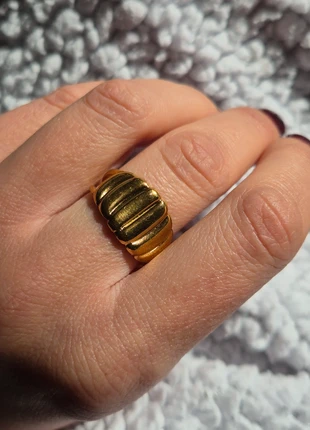 Bague acier inoxydable ajustable, marque: Boutique Bohéme, état: Très bon état, taille: Ajustable, 10,00 €, 11,20 € Protection acheteurs (Pro) incluse