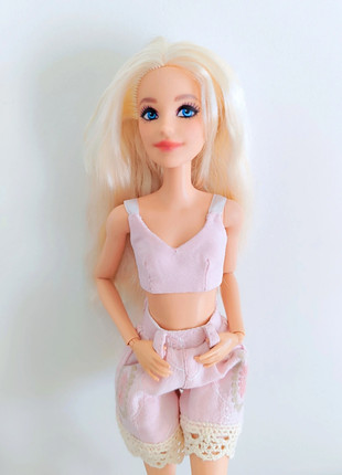 Pink outfit for classic Barbie dolls, état: Neuf sans étiquette, taille: Taille unique, 16,00 €, 17,50 € Protection acheteurs incluse