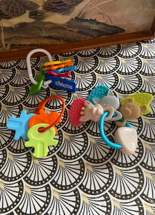 3 anneaux dentaire, marque: Chicco, état: Très bon état, taille: 1-3 mois / 56 cm, 1,90 €, 2,70 € Protection acheteurs incluse