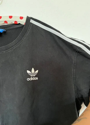 Adidas Shirt Oversized, marque: adidas, état: Bon état, taille: XL, 11,00 €, 12,25 € Protection acheteurs incluse