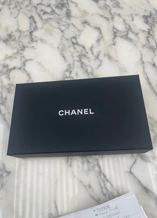 Vends porte monnaie Chanel, merk: Chanel, model: Boy, staat: Heel goed, € 340,00, € 357,70 inclusief Kopersbescherming