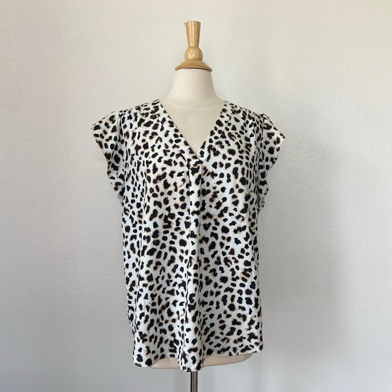 White Animal Print Ruffle Short Sleeve V-Neck Chiffon Blouse 1