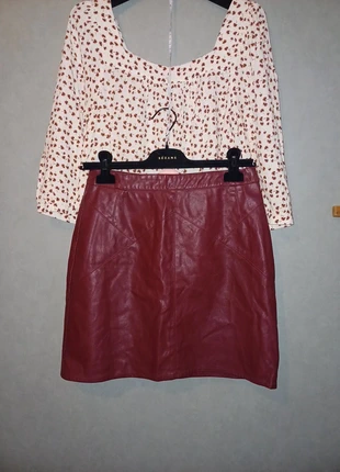 Jupe cherry red nafnaf, marke: Naf Naf, zustand: Sehr gut, größe: S / 36 / 8, 8,00 €, 9,10 € inklusive Vinted-Käuferschutz