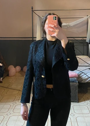 Blazer nero con ricami floreali vintage, marca: Vintage Dressing, estado: Muito bom, tamanho: XL / 42 / 14, €30.00, €32.20 inclui Proteção do Comprador
