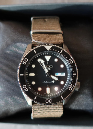 Obrázek k inzerátu: Hodinky Seiko 5 Sports Automatic