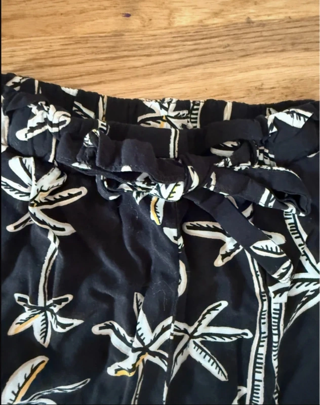 Short noir à motifs Gemo fille 10 ans - photo numéro 4