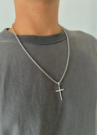 Chaine maille argentée chrétienne croix, Collier croix pendentif argenté acier inoxydable, merk: sans marque, staat: Heel goed, € 14,00, € 15,40 inclusief Kopersbescherming Pro
