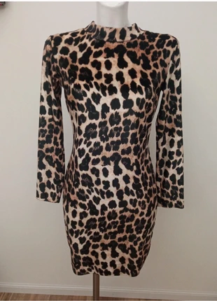 Vestitino leopardato, marca: Boutique Parisienne, estado: Muito bom, tamanho: Tamanho único, €5.00, €5.95 inclui Proteção do Comprador