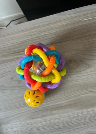Balle sensorielle, marque: Action, état: Très bon état, taille: 6-9 mois / 68 cm, 3,00 €, 3,85 € Protection acheteurs incluse