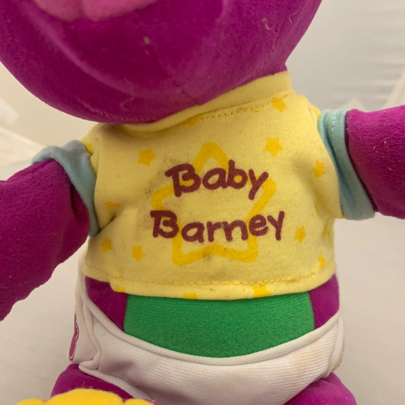 2005 Fisher-Price Sing 'N & Wiggle Baby Barney Dinosaur Singing Moving Soft Toy. 3