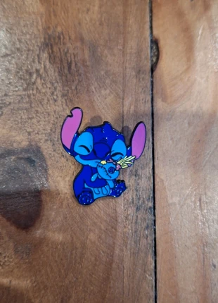 Lilo & Stitch (Stitch & Scrump Teddy Bear) Pin Badge, brand: Disney, condition: New without tags, £3.00, £3.85 includes Buyer Protection Pro