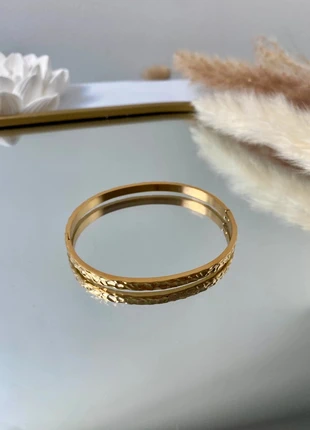 backup_6616024246 : Bracelet dorée clips doré irrégulier, merk: Tendance, staat: Nieuw zonder prijskaartje, € 8,90, € 10,05 inclusief Kopersbescherming