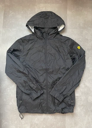 Veste imperméable Ferrari / Noire/ Taille M / Neuve, marca: Ferrari, estado: Nuevo sin etiquetas, tamaño: M, 90,00 €, 95,20 € Protección al comprador incluida