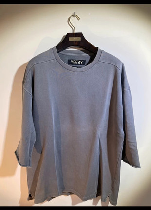 Yeezy season 1 T-Shirt | Vinted