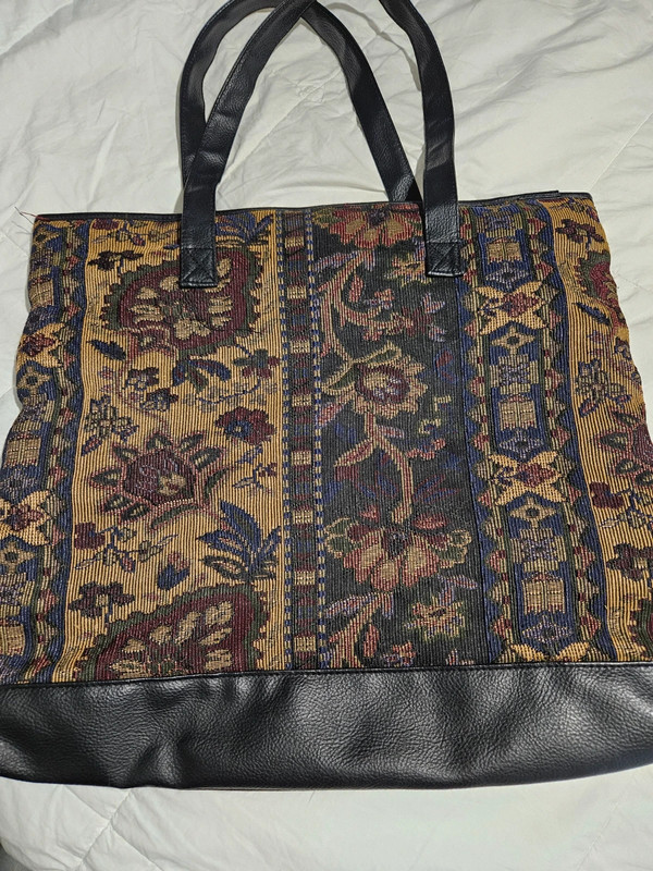 Vintage beautiful carpet  handbag 2