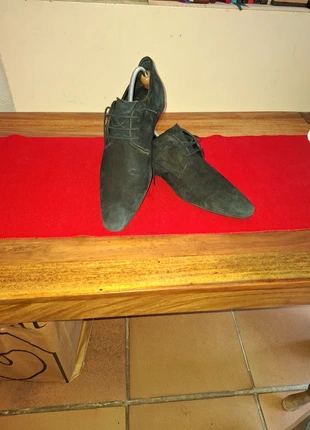Chaussures noires en daim - Minelli, marca: Minelli, estado: Muito bom, tamanho: 44, €20.00, €21.70 inclui Proteção do Comprador