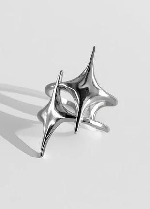 Bague argent design futuriste étoile filante style y2k, marke: CHROME, zustand: Sehr gut, größe: Größenverstellbar, 9,90 €, 11,10 € beinhaltet Vinted-Käuferschutz Pro