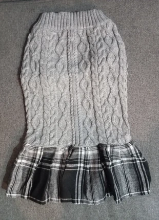 Vestido para Perros o Gatos de 4-6 kgs, marca: RENWICH DREAM PETS, estado: Novo com etiquetas, tamanho: L, €6.00, €7.00 inclui Proteção do Comprador