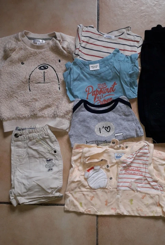 Lot 13 vêtements 9 mois garçon - photo numéro 2