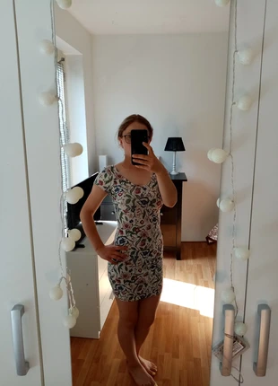 Letnia sukienka, brand: C&A, condizioni: Ottime, taglia: M / IT 42 / EU 38, €3.00, €3.85 include la Protezione acquisti