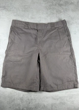 Short chino Dickies W38/FR48 style vintage streetwear, marque: Dickies, état: Très bon état, taille: W38 | FR 48, 20,00 €, 21,70 € Protection acheteurs incluse